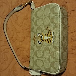 Coach 👛 Disney purse